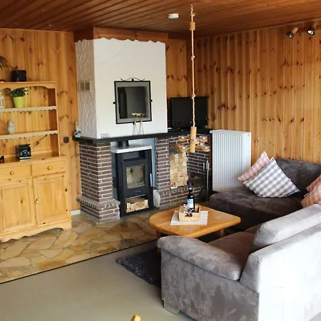 Holiday home With 4 Bedrooms